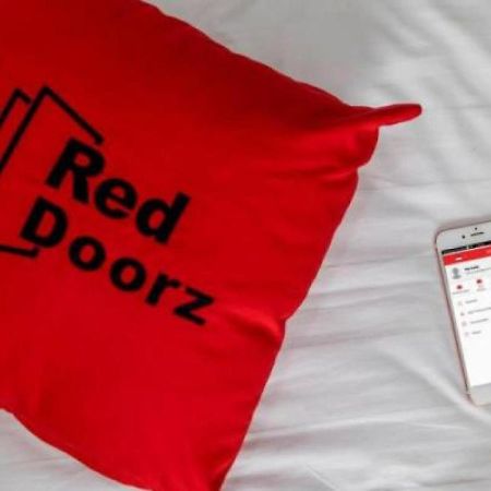 Reddoorz Near Mangga Dua Square Hotel Jakarta Exterior foto